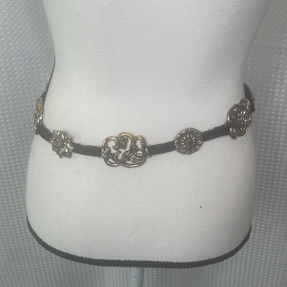 Vintage Silver & Leather Chain & Floral Conchos Statement Belt Boho Western Sz S main image 9